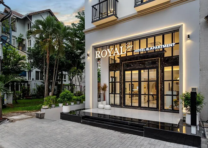 The Royal Hotel & Apartment - Phu My Hung